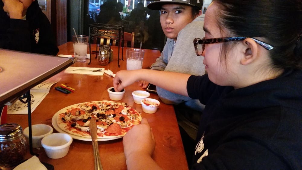 Skipolini’s Pizza 143 Photos & 325 Reviews Pizza 2001 Salvio St