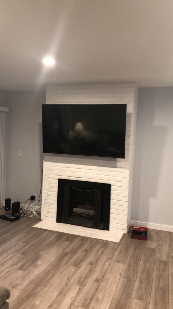 Paramount TV Mounting Service