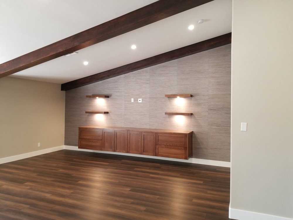 image of business Axiom Construction & Management