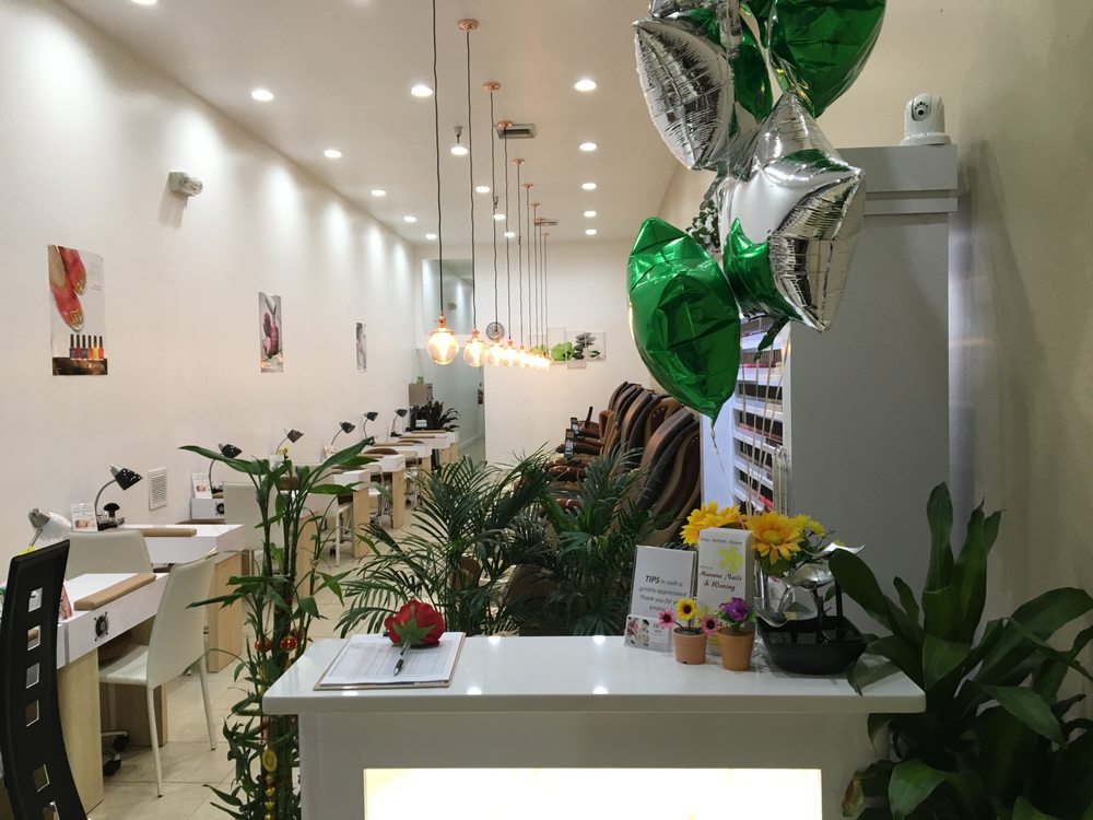 Mavana Nails and Waxing