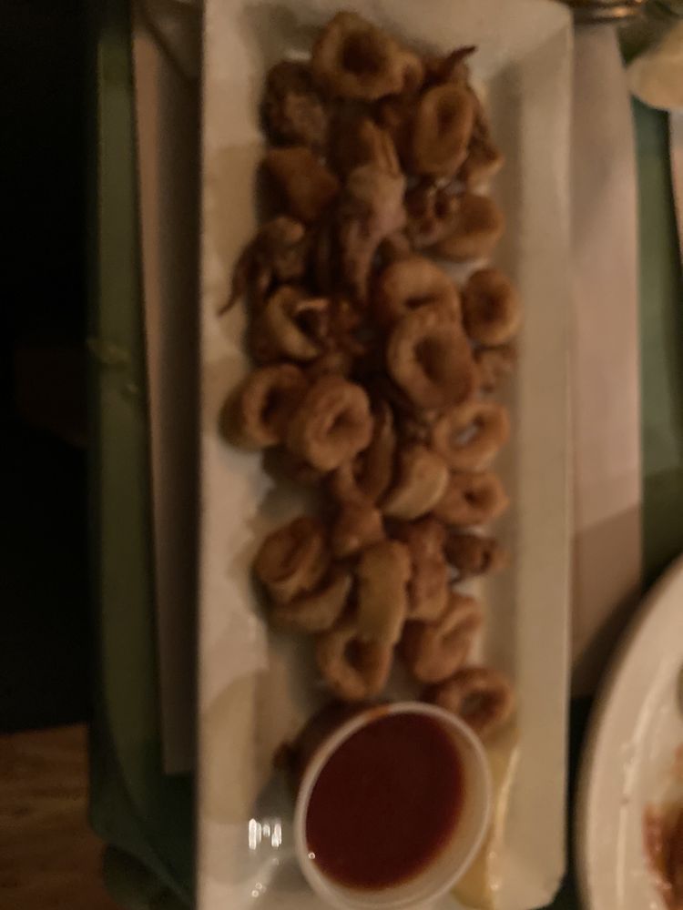 Ragnacci's Family Restaurant & Lounge