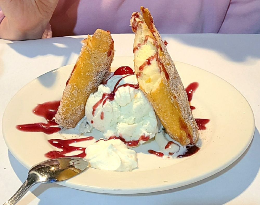 Hawthorne's New York Pizza and Bar