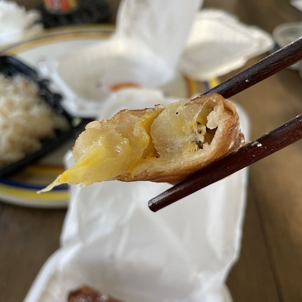 Mama Em’s Pinoy Market