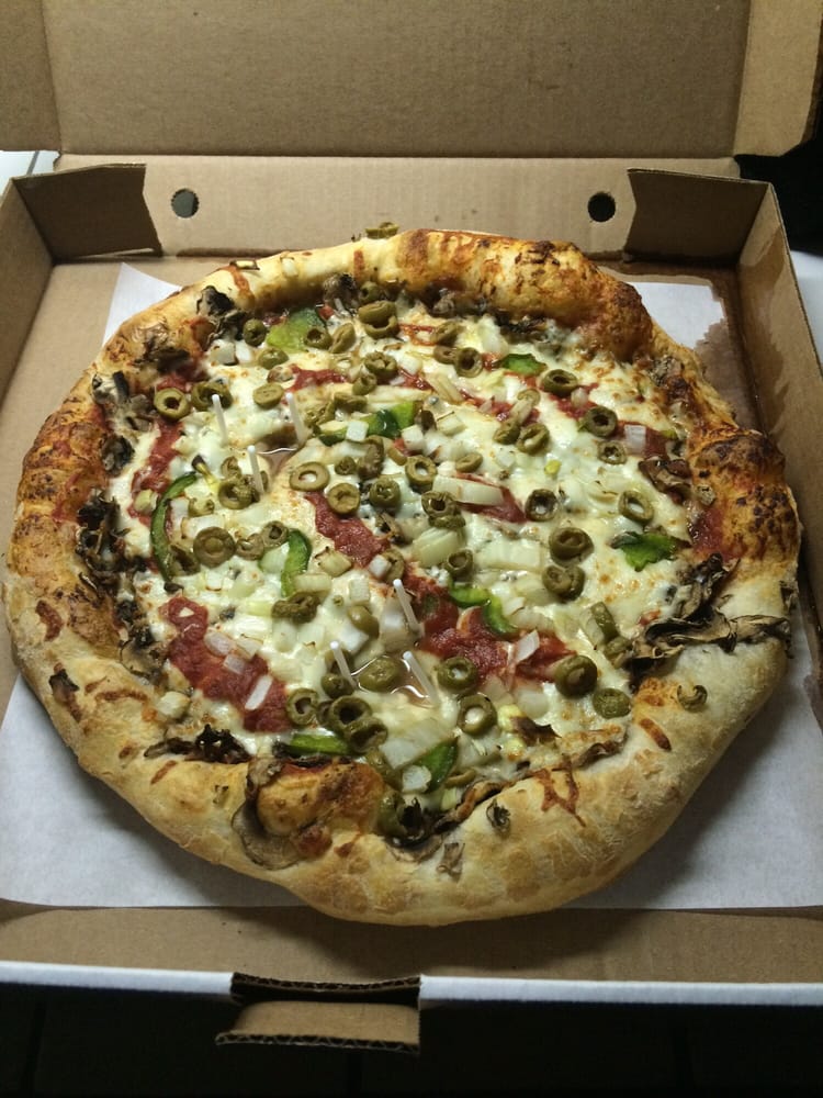 Pizzeria Sorrento Pizza 342 Rue SainteAnne, Chicoutimi, QC, Canada