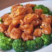 Frango robô - prato de Kung Pao Bistro