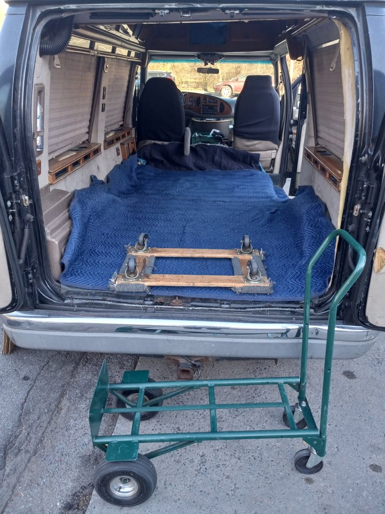 Erv's Affordable Mover & Van Service