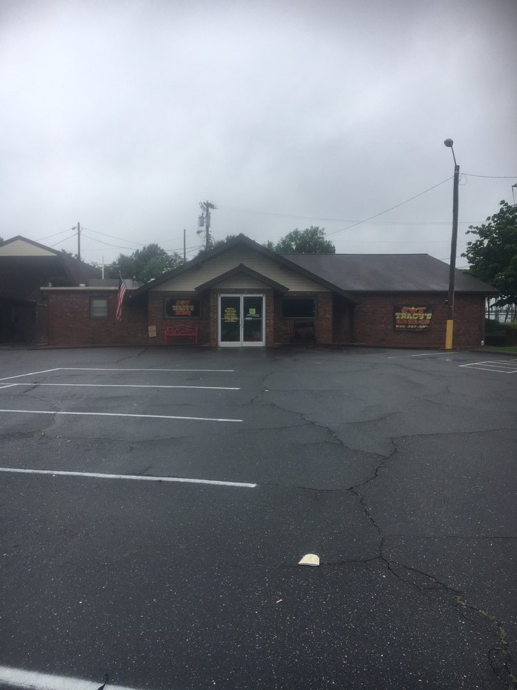 Fat Tracys 21 Reviews Comfort Food 1163 W Main St, Forest City