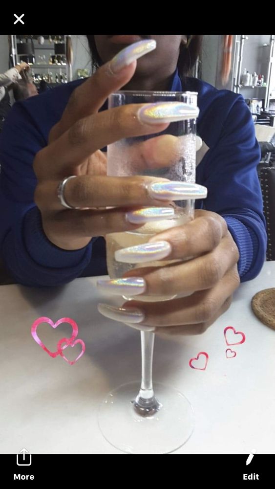 Tipsy SalonBar