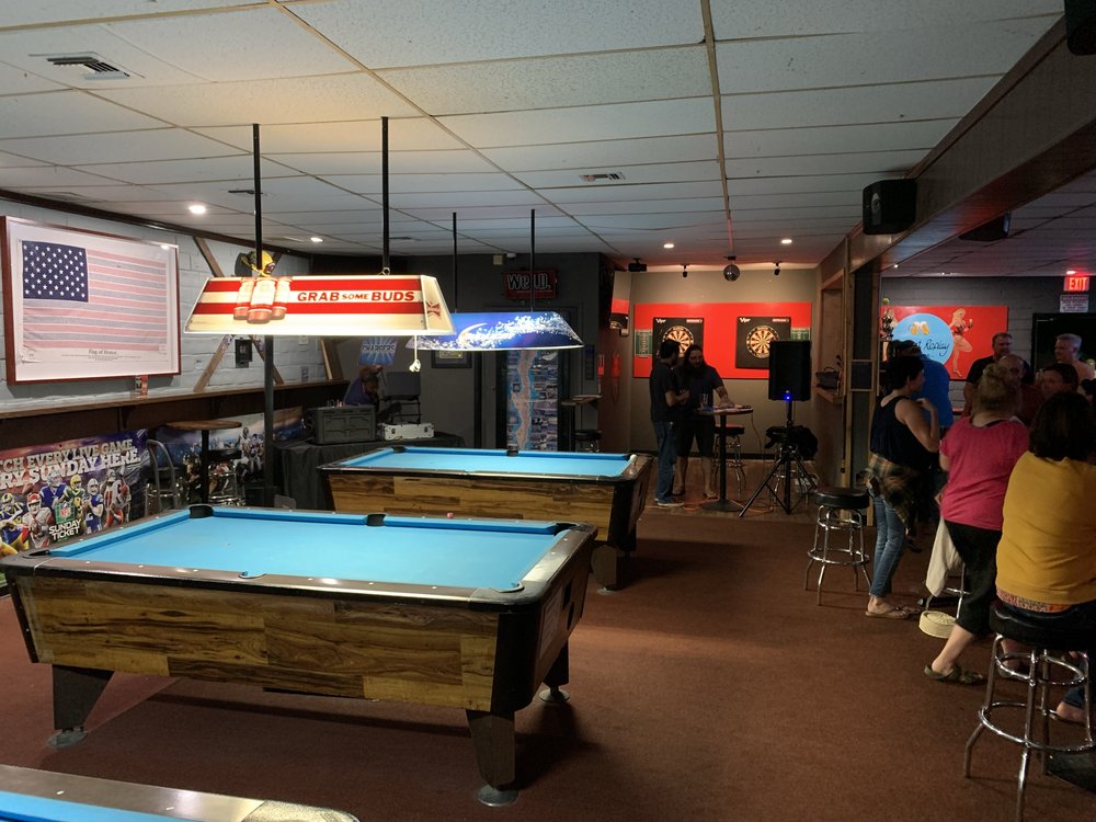 Instant Replay Dive Bar
