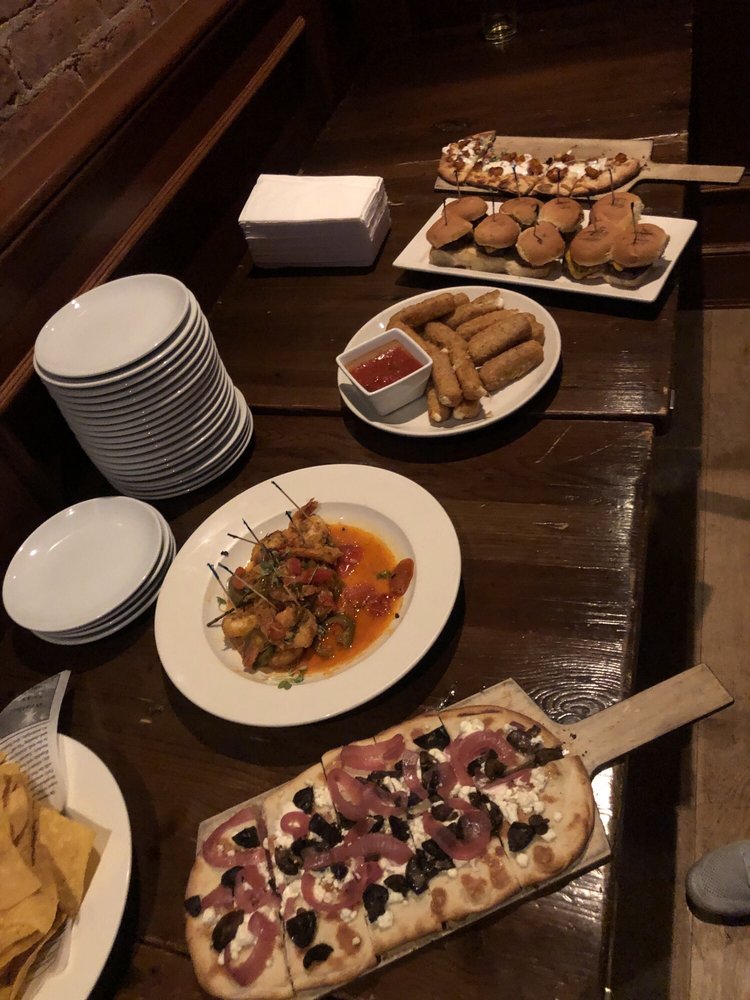 Annie Moore's Bar & Restaurant