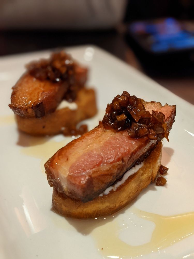 Tzin Wine & Tapas