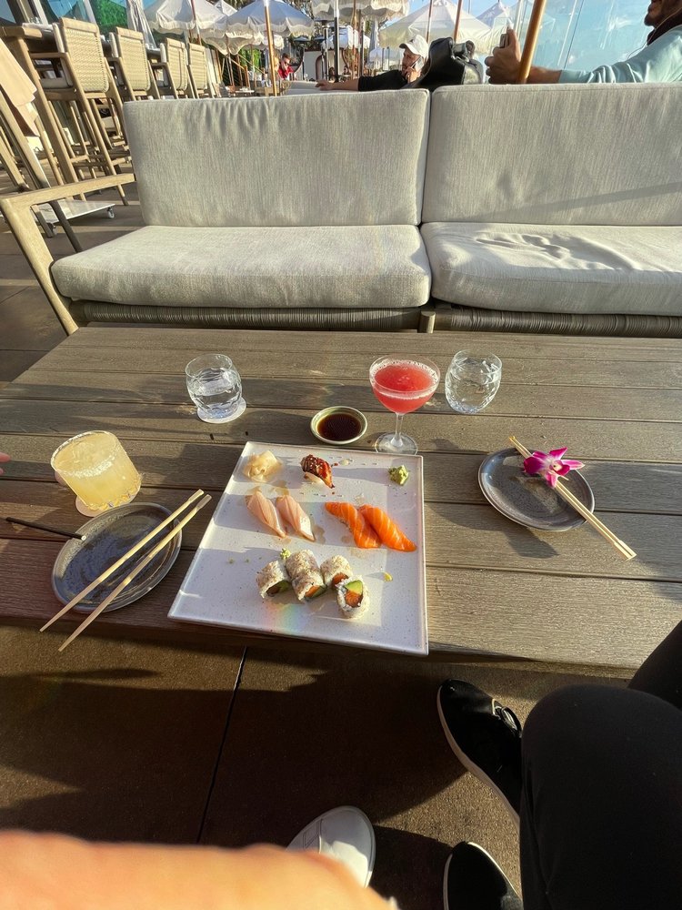 The Restaurant at Hotel Laguna