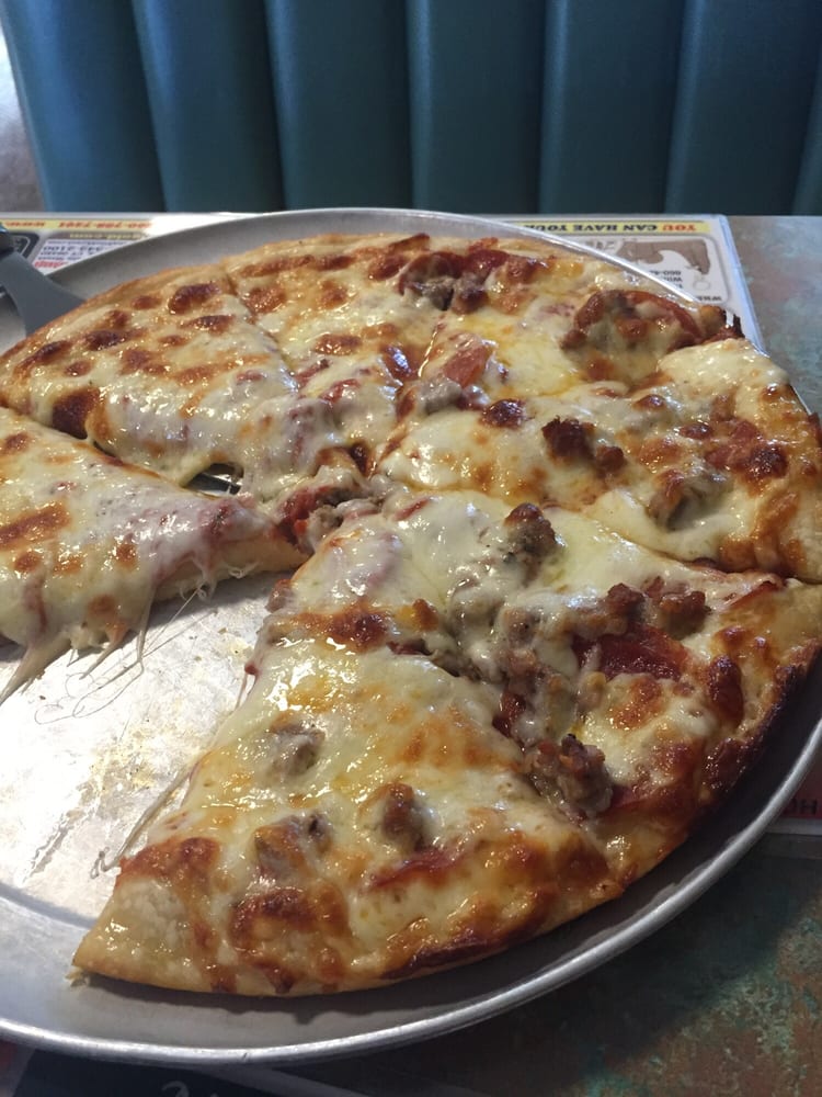 Greg’s Pizza Restaurant CLOSED Pizza 109 Valley St, Willimantic