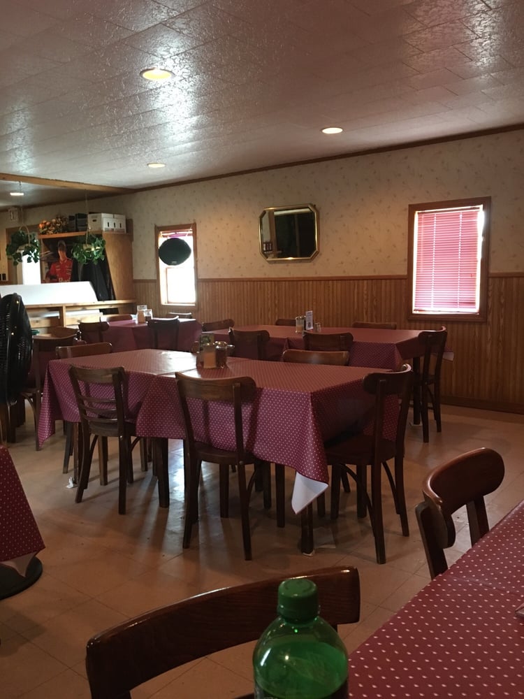 Rendezvous Restaurant Pizza 146 Commerce Center Rd, Limestone, ME