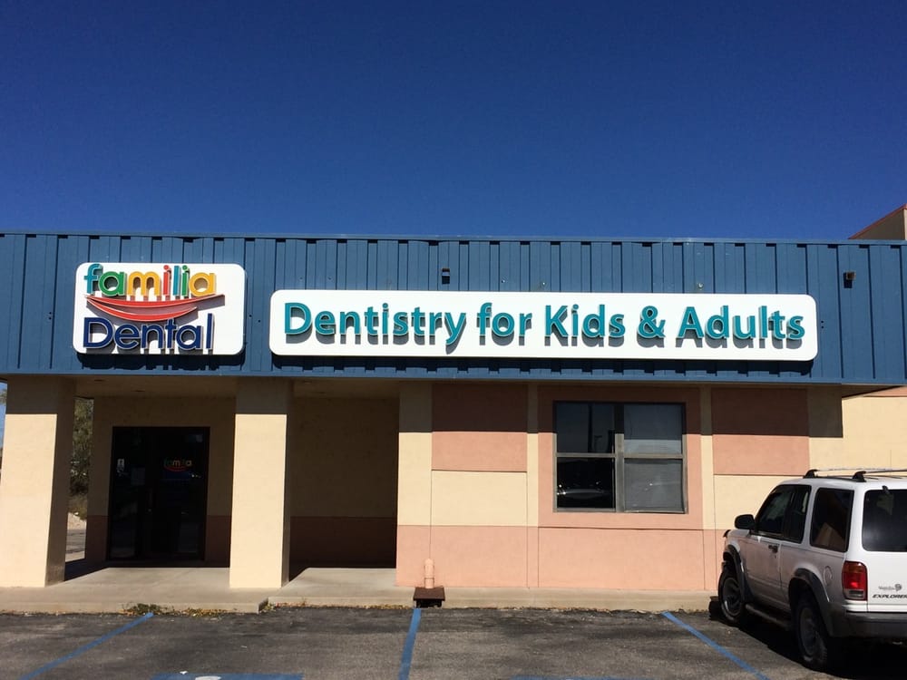 image of business Familia Dental