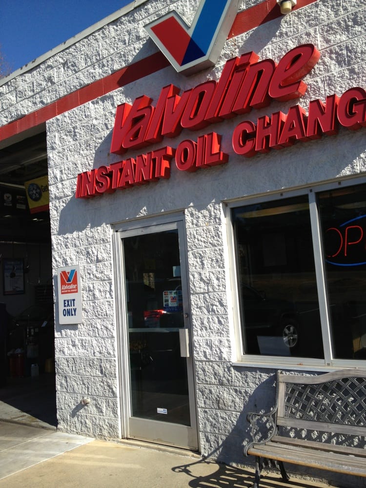 Valvoline Instant Oil Change 11 Reviews Oil Change Stations 19000