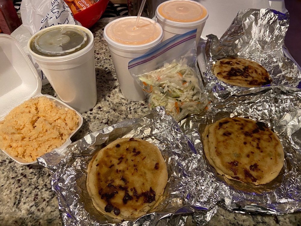 La Pupusa Gordita