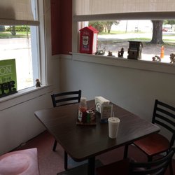 Firehouse Cafe Cajun Creole 723 S Parkerson Ave Crowley La Photo Of Firehouse Cafe Crowley La United States Corner Table With Fire