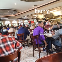Harry S Restaurant 361 Photos 418 Reviews Breakfast Brunch Photo Of Harry S Restaurant Houston Tx United States Hustle And Bustle