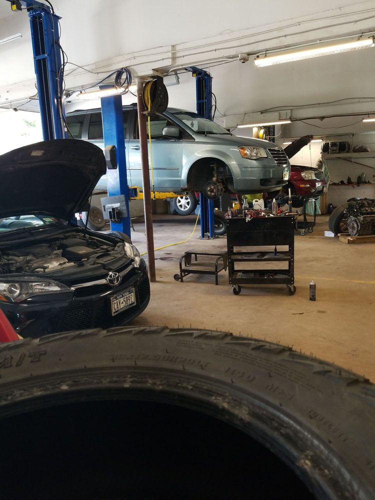Gary's Service Center
