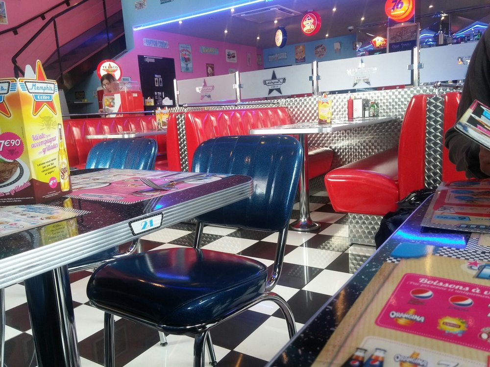 Memphis Coffee American (Traditional) Centre Commercial les Docks