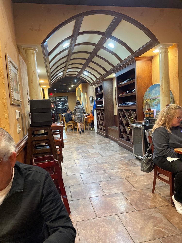 Pellegrino's Trattoria