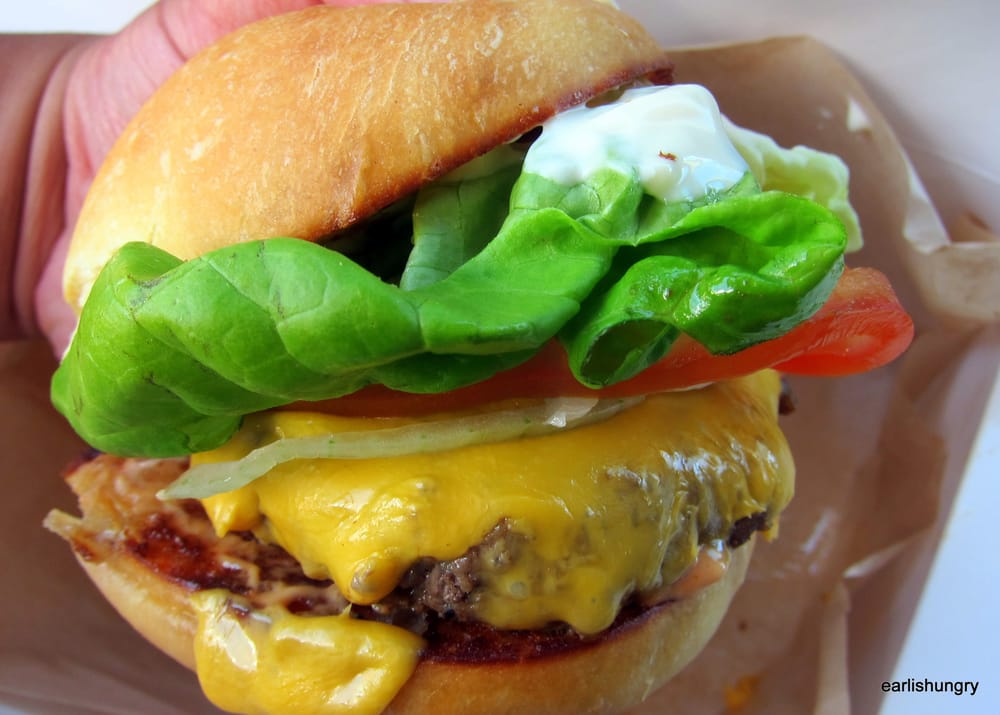 Leoda's burger 10 100 Maui beef, toasted house potato bun, hydro