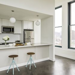 The Pennsylvanian Apartments 136 Photos 11 Reviews Photo Of The Pennsylvanian Apartments Pittsburgh Pa United States Designer Globe Lighting