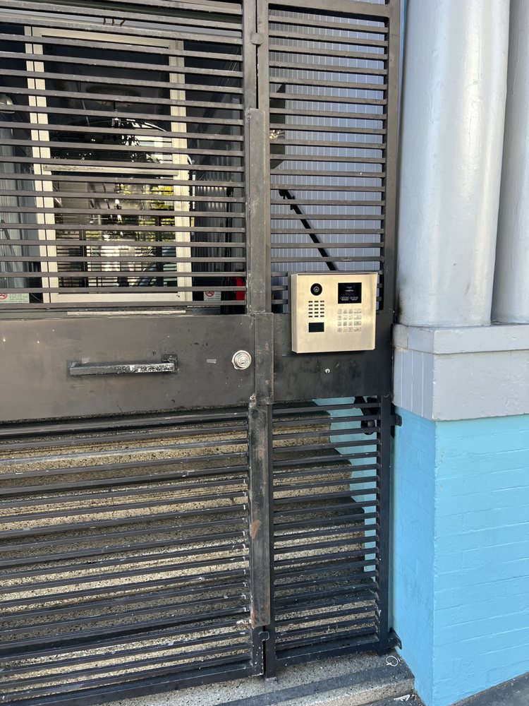 B&B Locksmith and Security