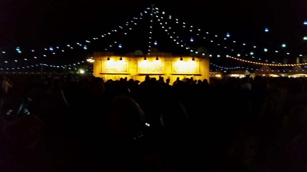 Rhythm, Wine and Brews
