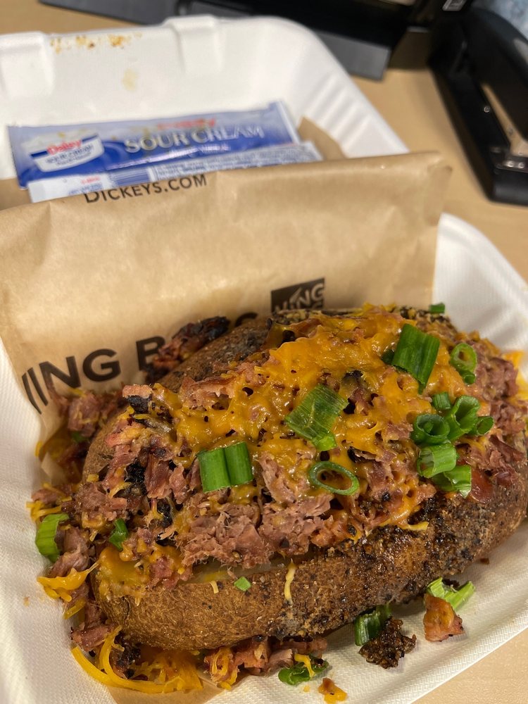 Dickey's Barbecue Pit