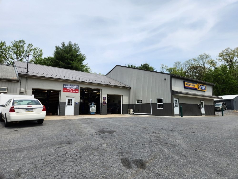 Lauger's Auto