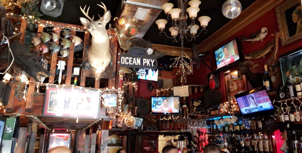 Broadway Dive Bar