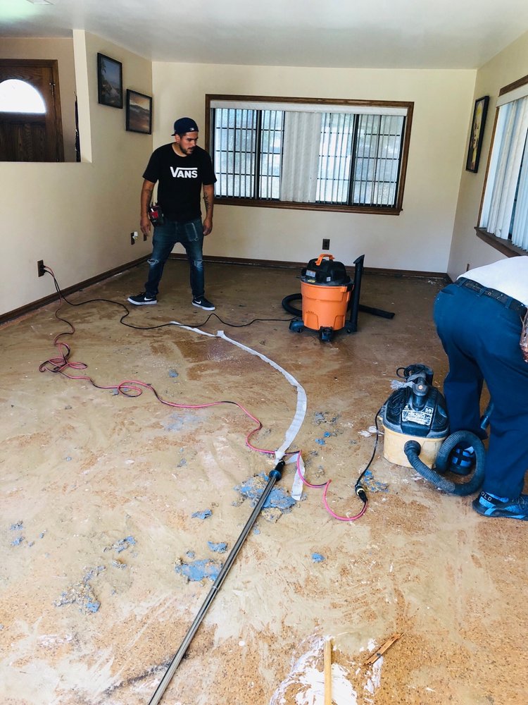 image of business A & M Carpets