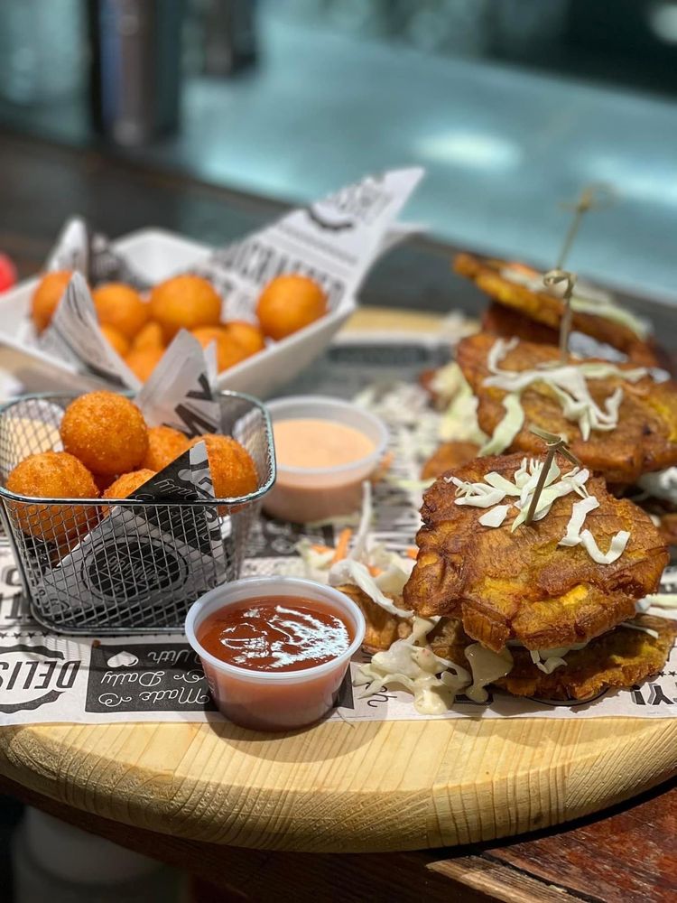 CostaMar Seafood and Grill