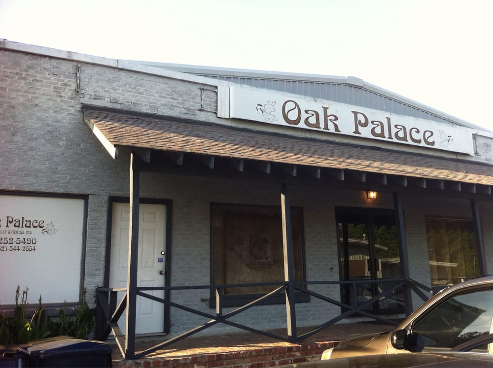Oak Palace Venues & Event Spaces 580 Stuart St, Holly Springs, MS