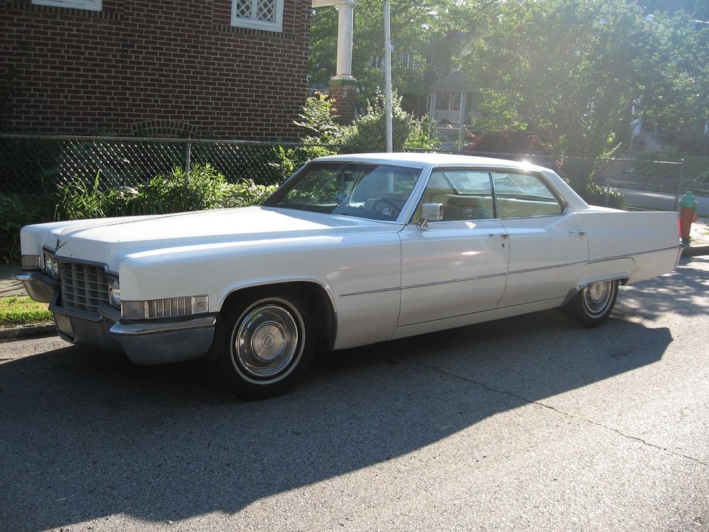 Maaco Auto Body Shop & Painting