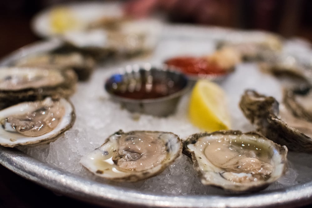 Pearlz Oyster Bar (New) 985 Photos & 1092 Reviews Seafood 153 E