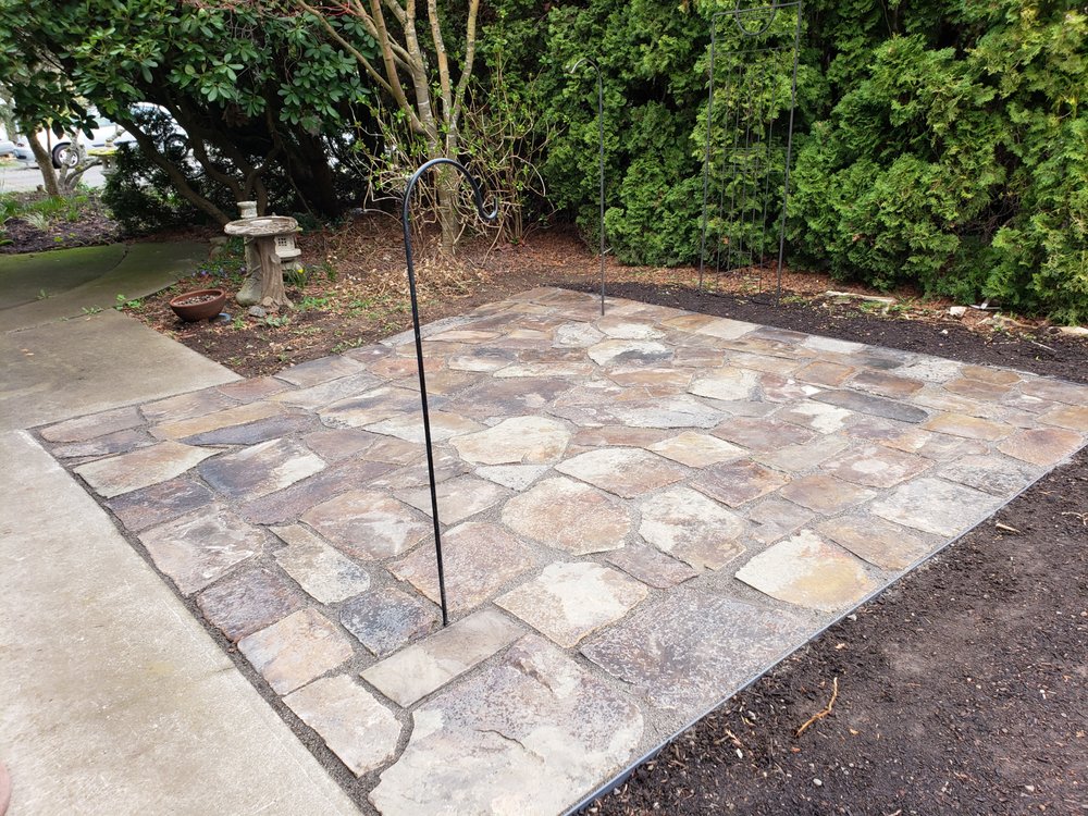 Lee's General Landscaping and Yard Clean Up