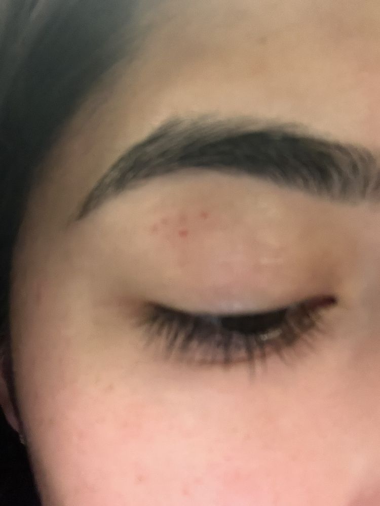5 Wild Hairs & Threading Salon