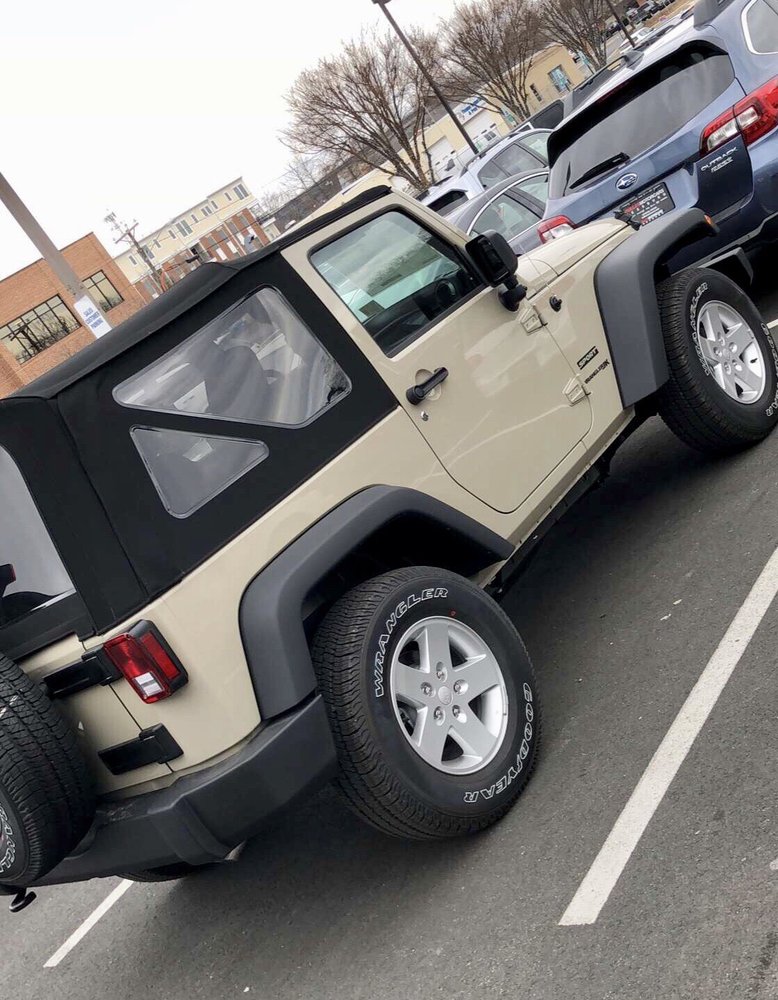 Dulles Chrysler Dodge Jeep Ram