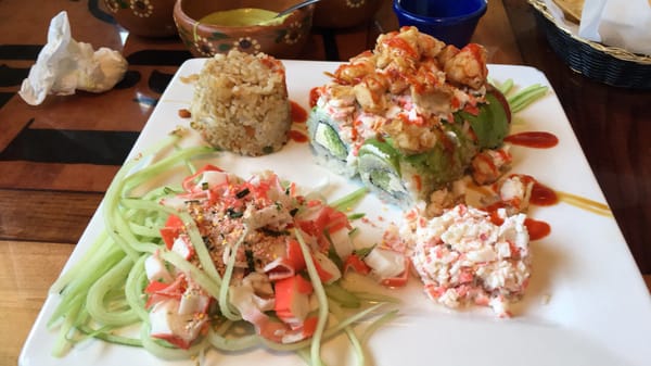 La Laguna Mariscos and Sushi 10 Photos & 14 Reviews