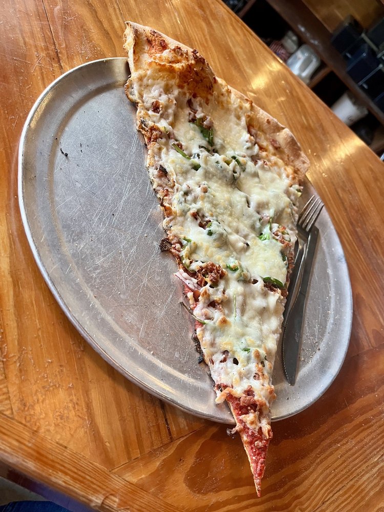 Momo's Pizza - Market Street