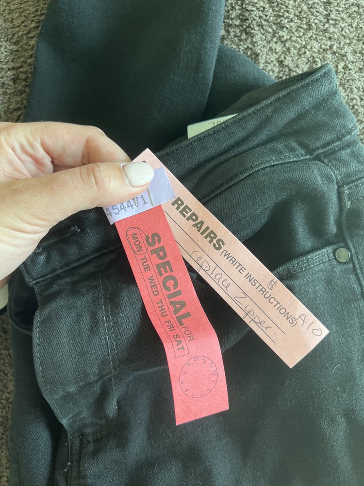Eddie's Custom Cleaners
