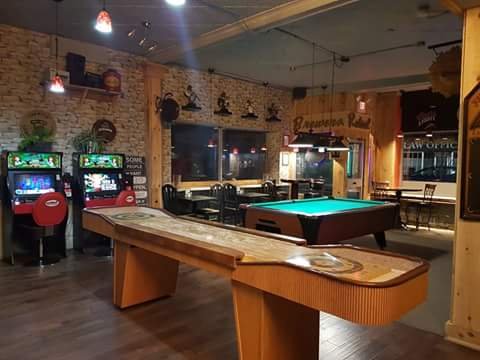 Stoneroads Bar & Grill