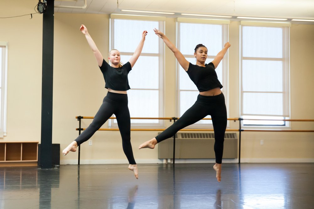 Malashock Dance Company & School