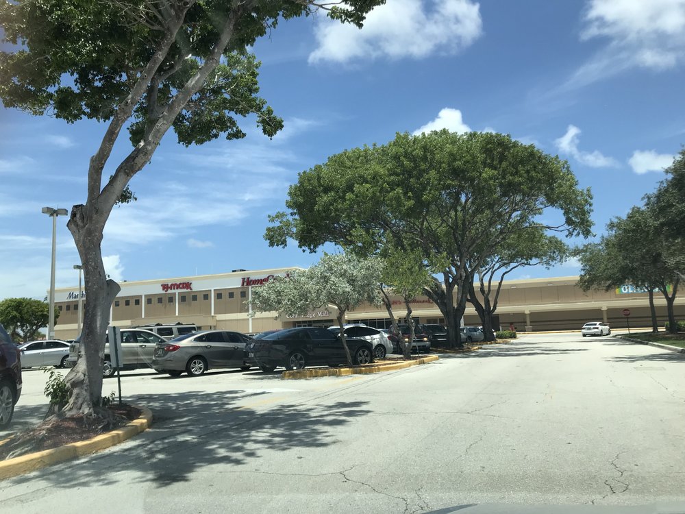Coral Ridge Mall