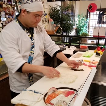 Ami Anese Restaurant 36 Photos 85 Reviews 634 Se Photo Of Ami Anese Restaurant Roseburg Or United States Preparing A Super