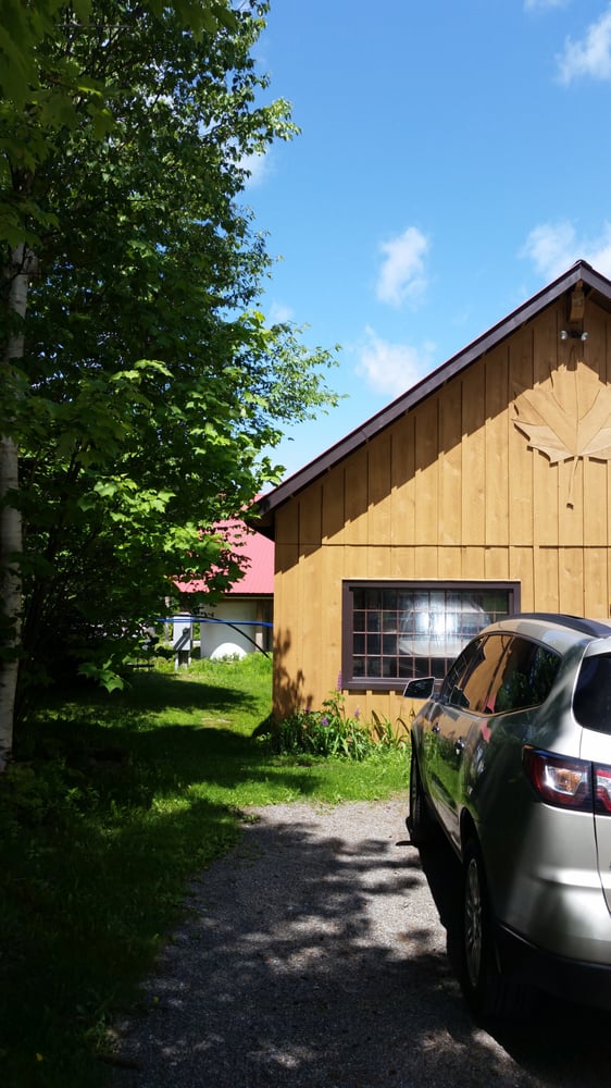 South Meadow Farm & Lodge