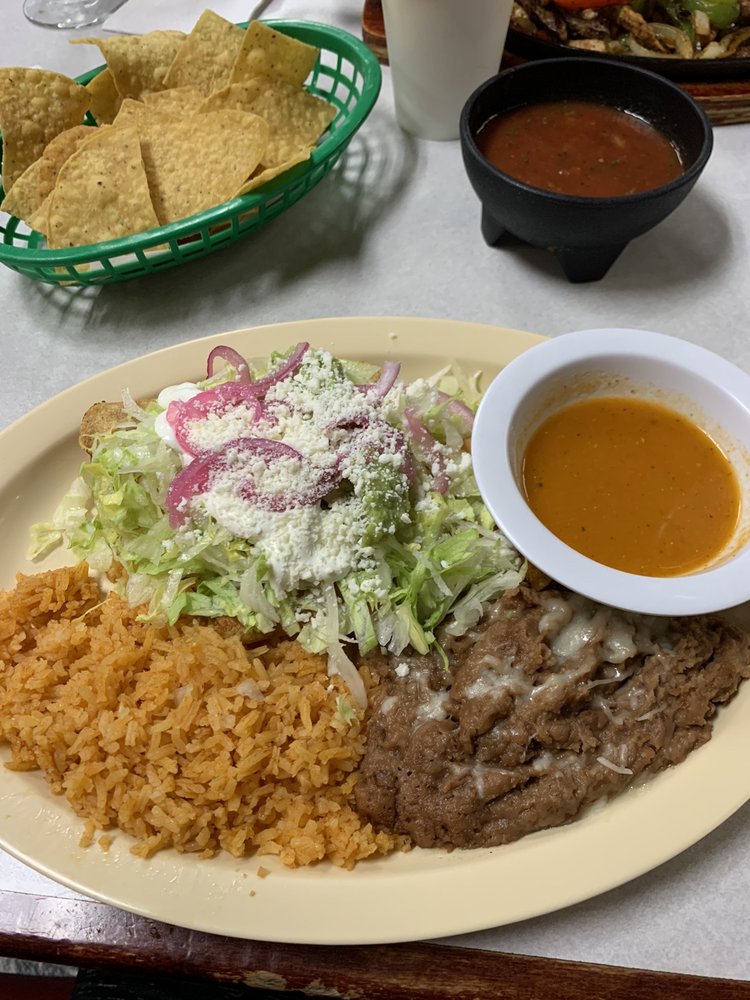 Los Compadres Bar & Grill Los Compadres Bar & Grill
